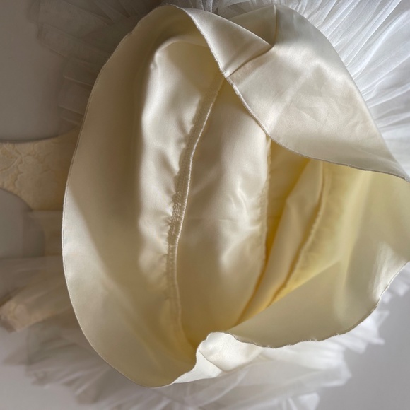 Couture Princess Girls Lace & Layered Tulle Dress Size 5 - Picture 10 of 11